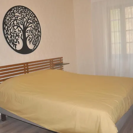 L Instant Present Chez Lo Prázdninový dům Visan